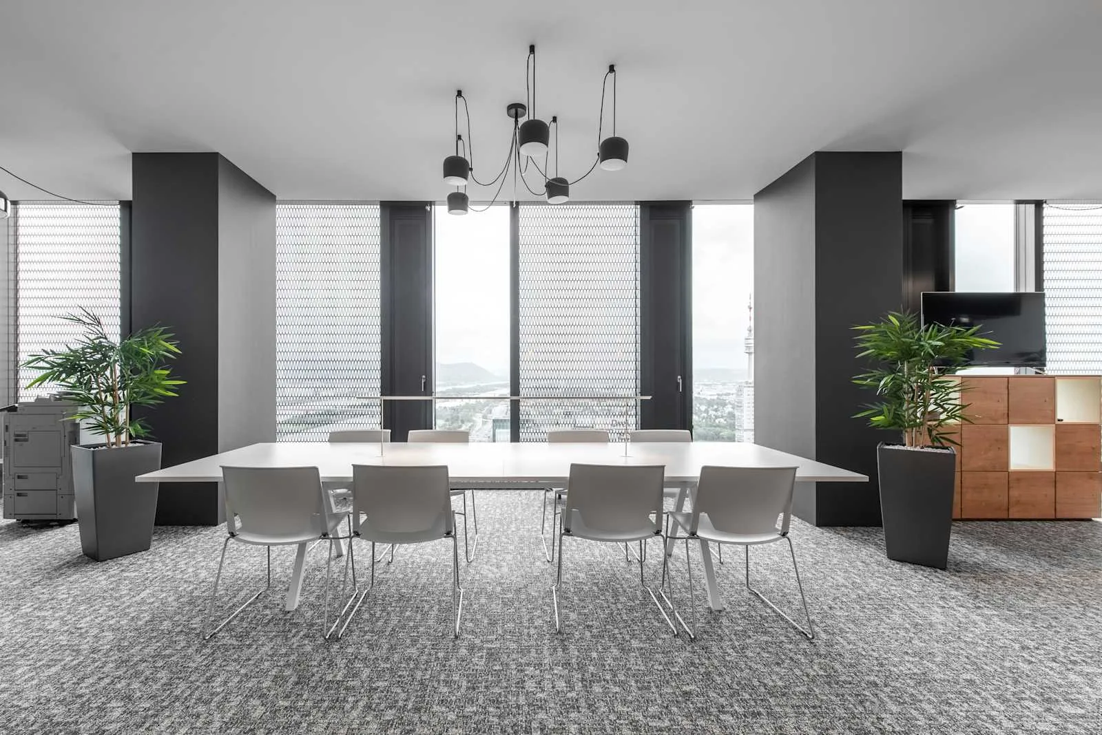 Regus VIENNA, DC Tower, Meeting room for 8 people, Vienna