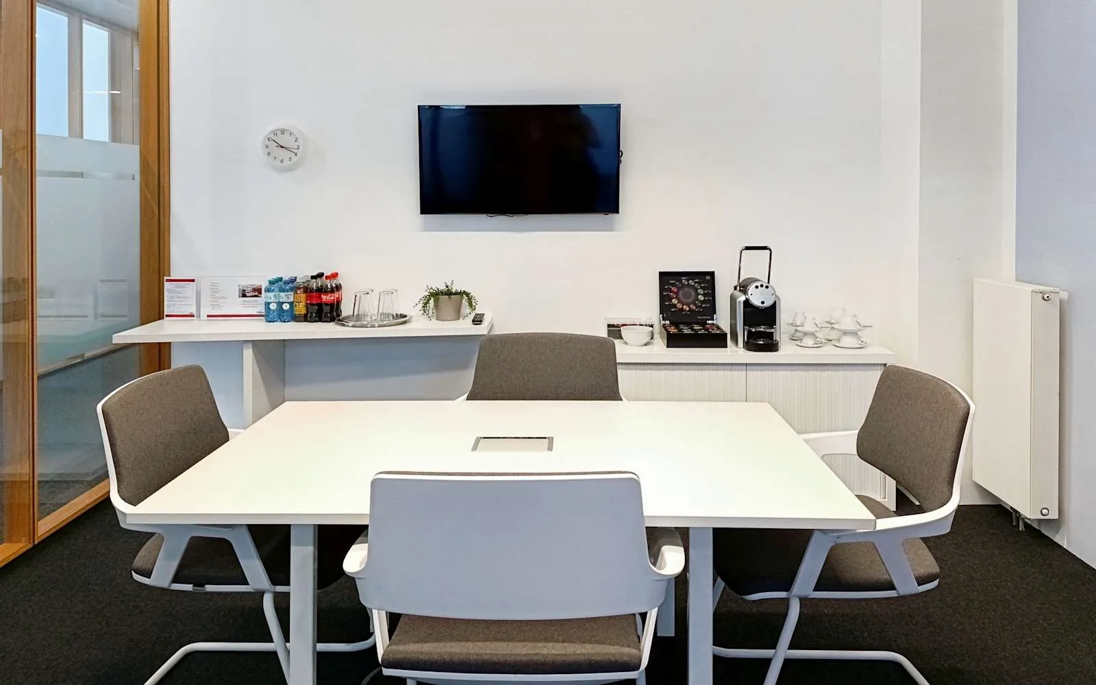 Regus VIENNA, Fleischmarkt, Meeting room for 4 people, Vienna