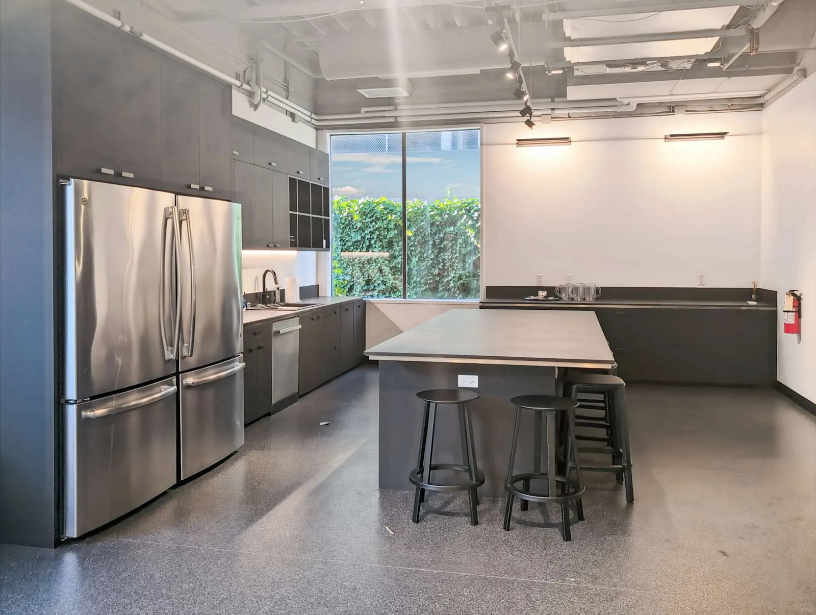Regus WA, Seattle - Dexter Ave, Kitchen, Seattle, WA