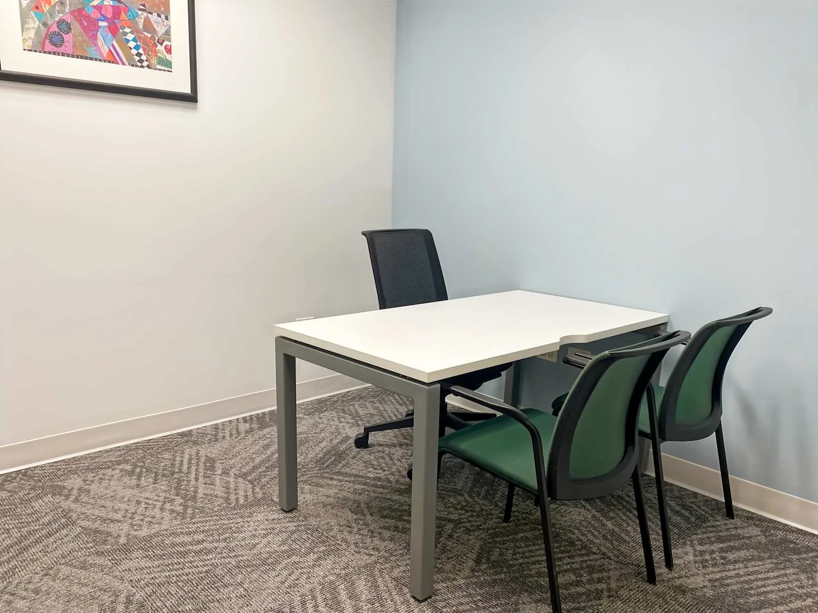 Regus IL, Warrenville - Cantera, Private office, 1 desk, Warrenville, IL