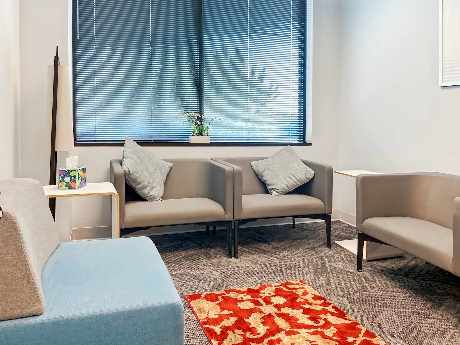 Regus IL, Warrenville - Cantera, Lounge, Warrenville, IL