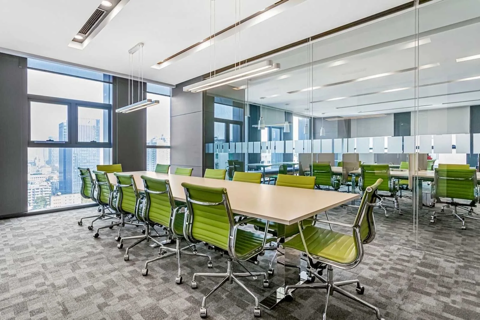 Regus WUHAN, Boss Will、14人会议室、武汉市