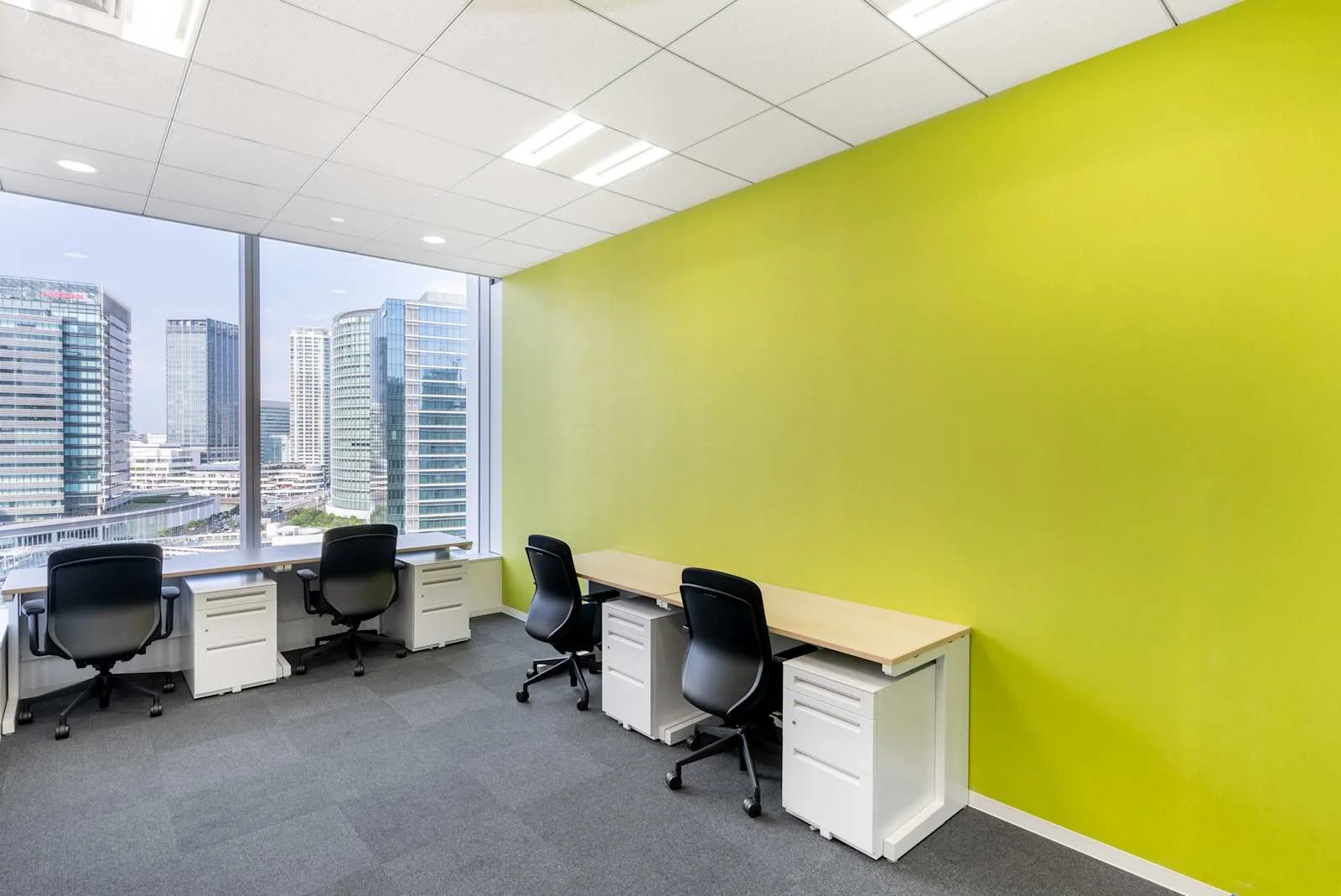 Regus YOKOHAMA, Blue Avenue、個室オフィス（4席）、横浜