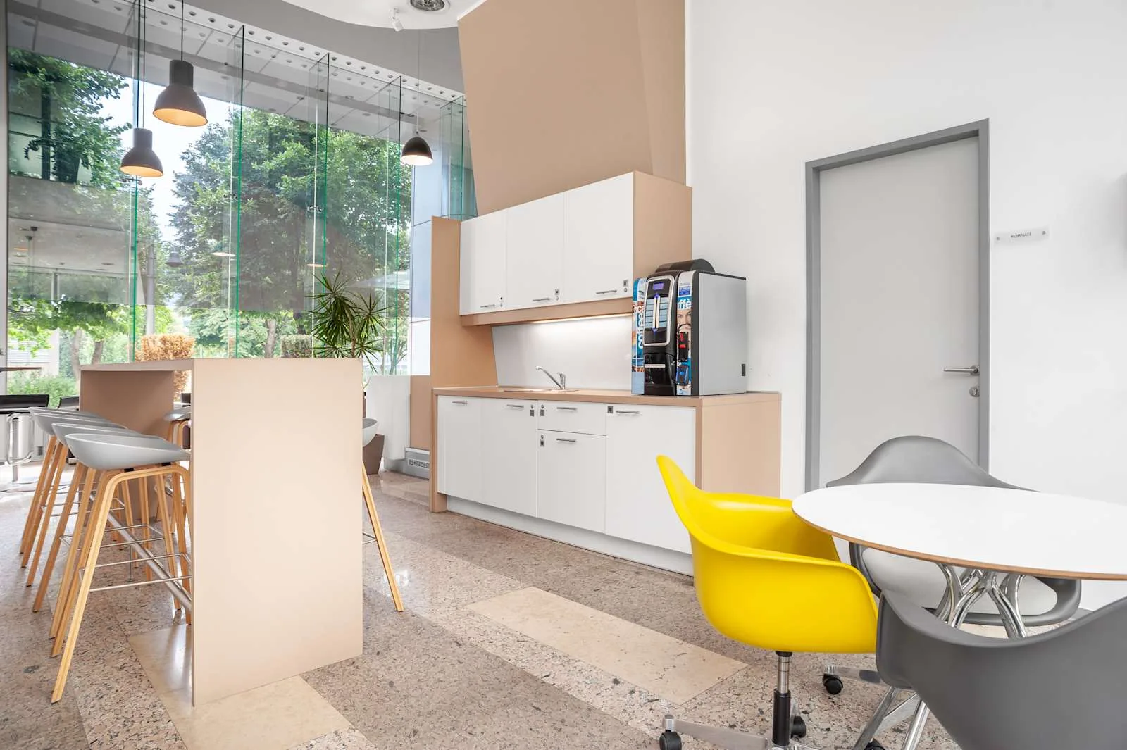 Regus ZAGREB, Savska EUR, Kitchen, Zagreb
