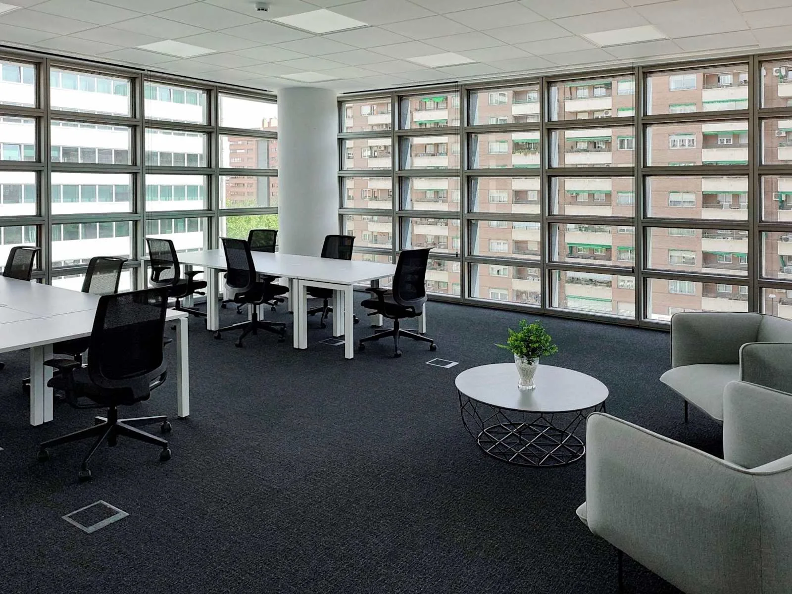 Regus ZARAGOZA, Torre Aragonia, Espacio diáfano, Zaragoza