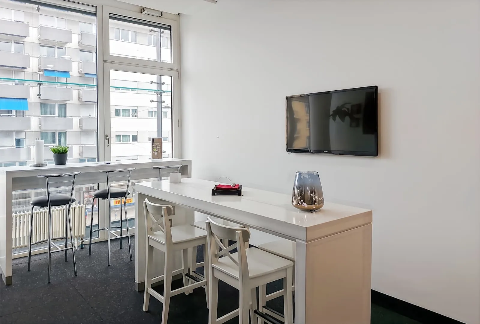 Regus Zurich, Letzigrund Altstetten, Kantine, Zürich
