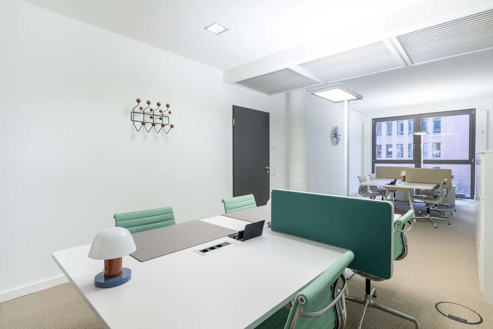 Signature DUSSELDORF, SIGNATURE Heinrich Heine, Private office, 8 desks, Düsseldorf