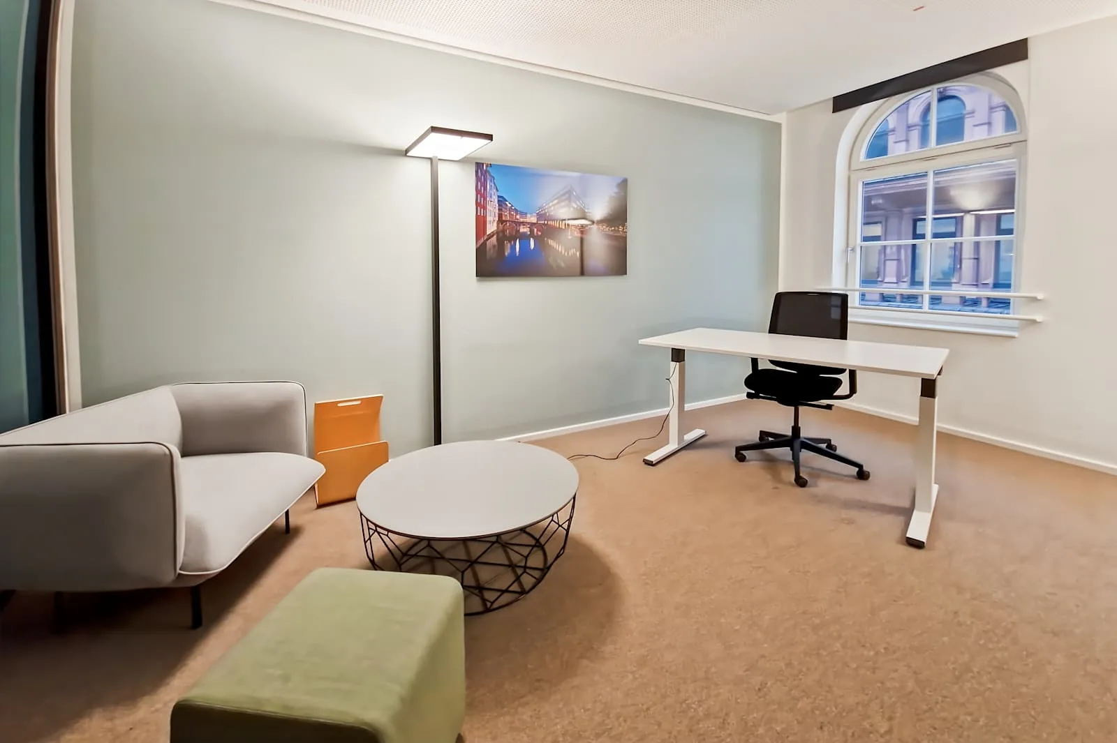 Signature HAMBURG, SIGNATURE Jungfernstieg, Private office, 1 desk, Hamburg