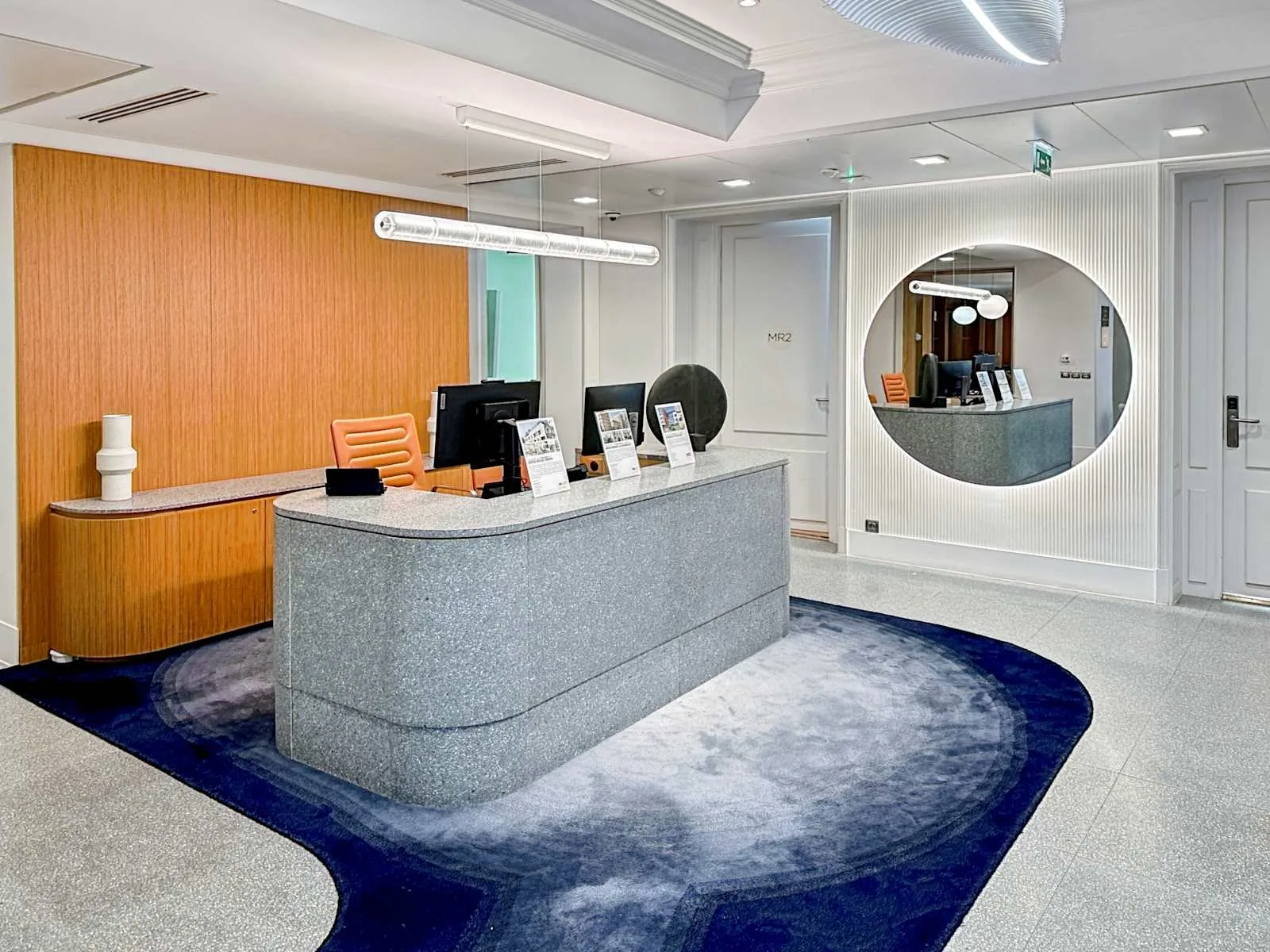 Signature, Kleber, Reception, Paris