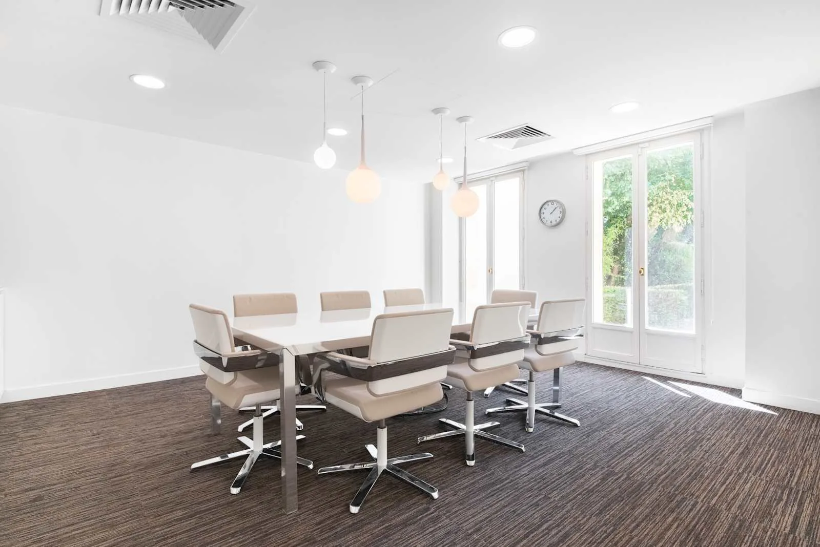 Signature Paris, Signature, 72 Faubourg St Honoré, Meeting room for 8 people, Paris 8e