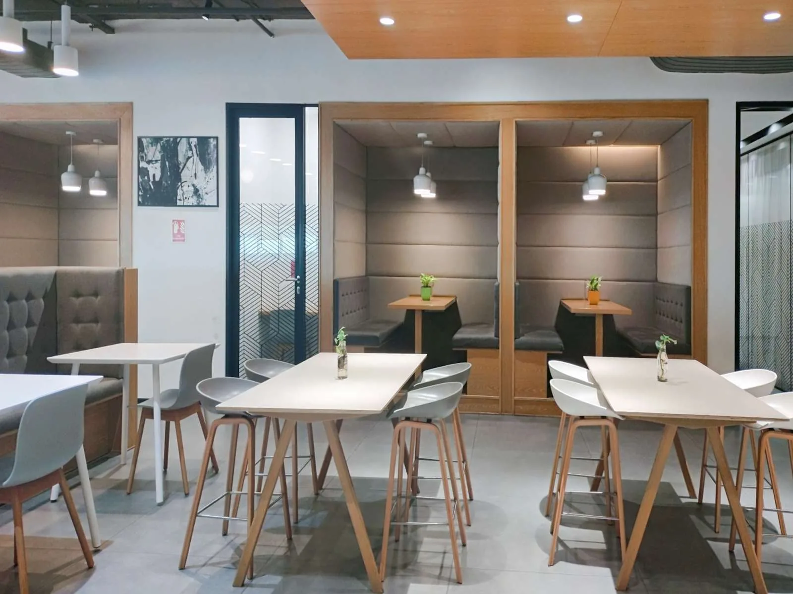 Spaces BANGALORE, Spaces Fairway, सहकार्य स्थल, बेंगलुरु