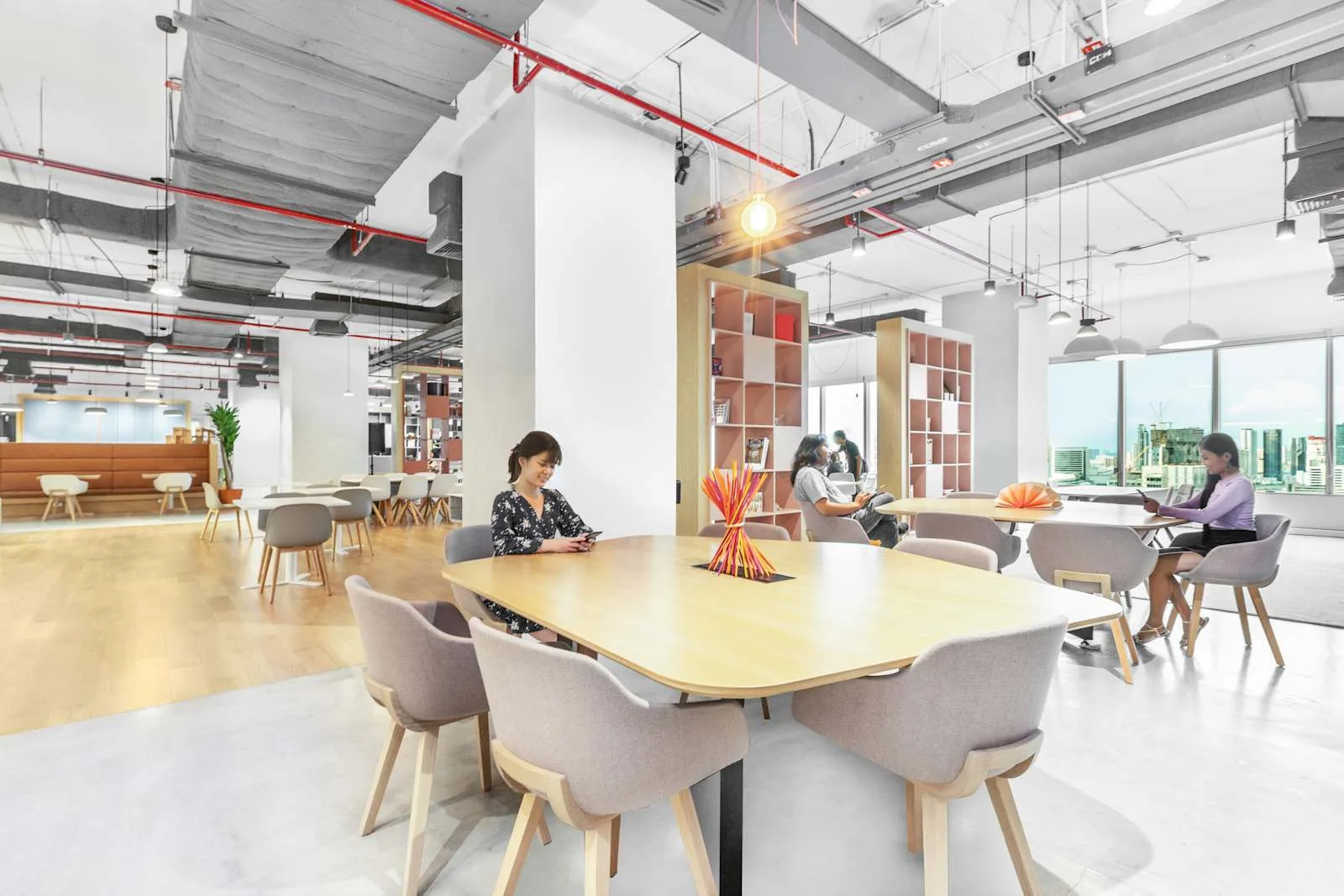 Spaces BANGKOK, Spaces Chamchuri Square, พื้นที่โคเวิร์กกิ้ง, กรุงเทพมหานคร