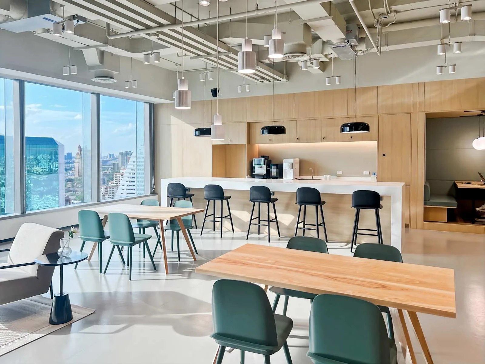 Spaces Bangkok, Vanit Place Aree, Cafeteria, Bangkok