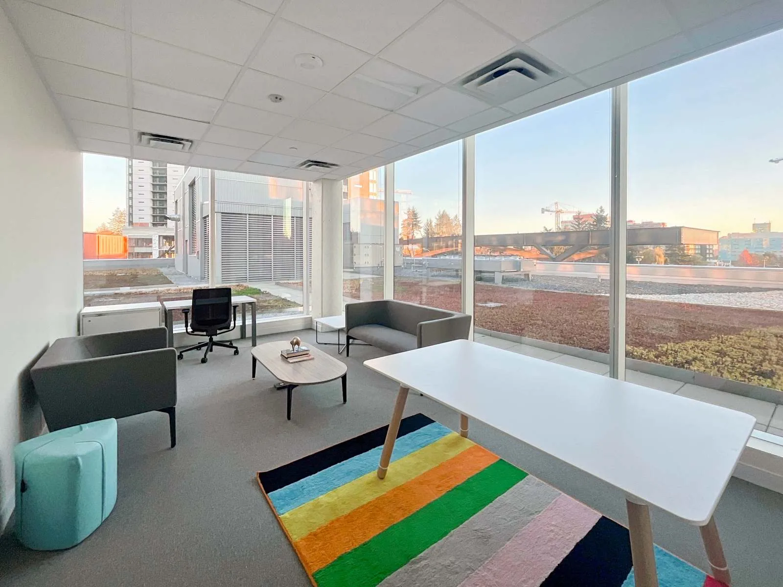Spaces BC, Surrey - Spaces King George Hub, Private office, 1 desk, Surrey, BC