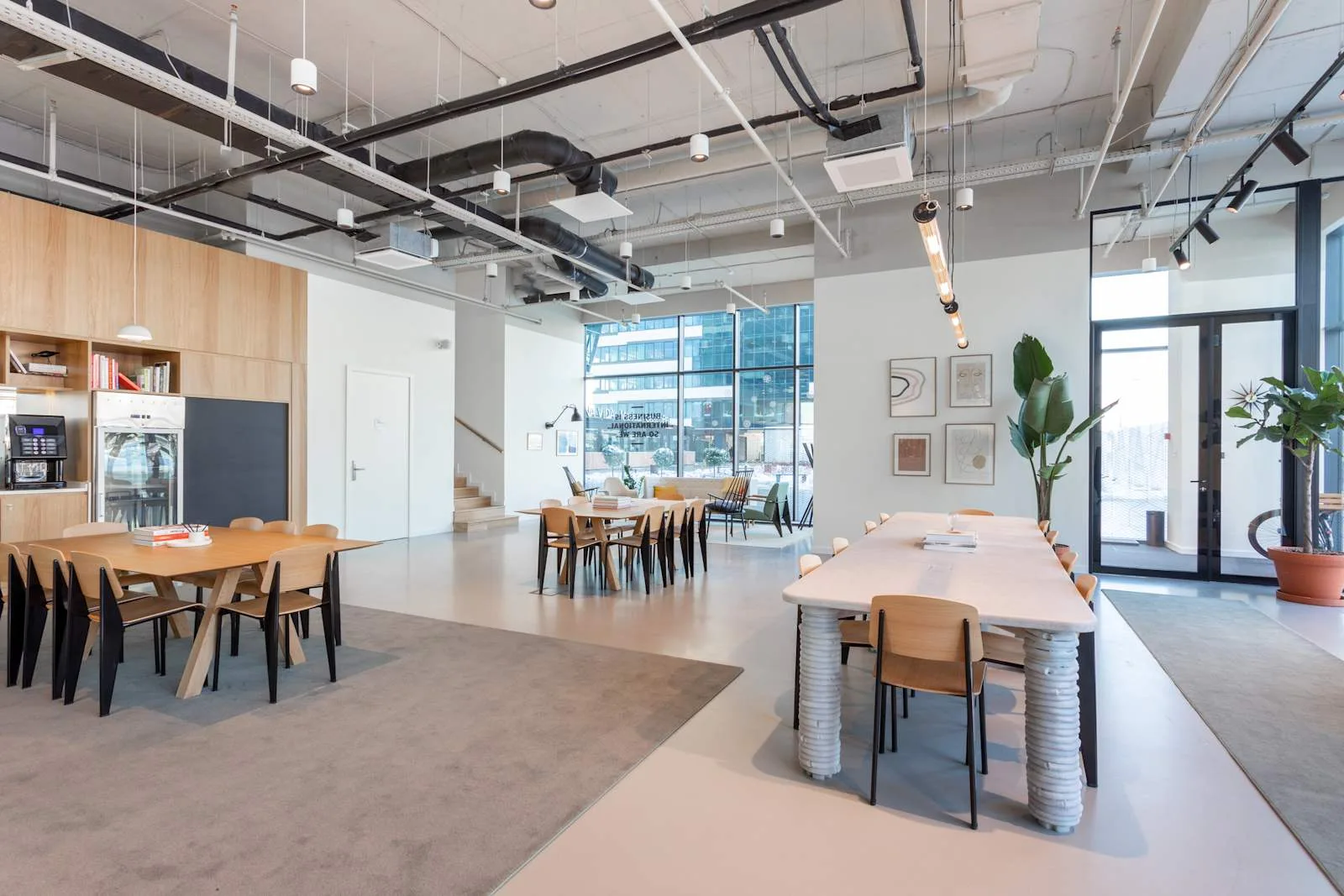 Spaces BELGRADE, Spaces Navigator II, Cafeteria, Beograd