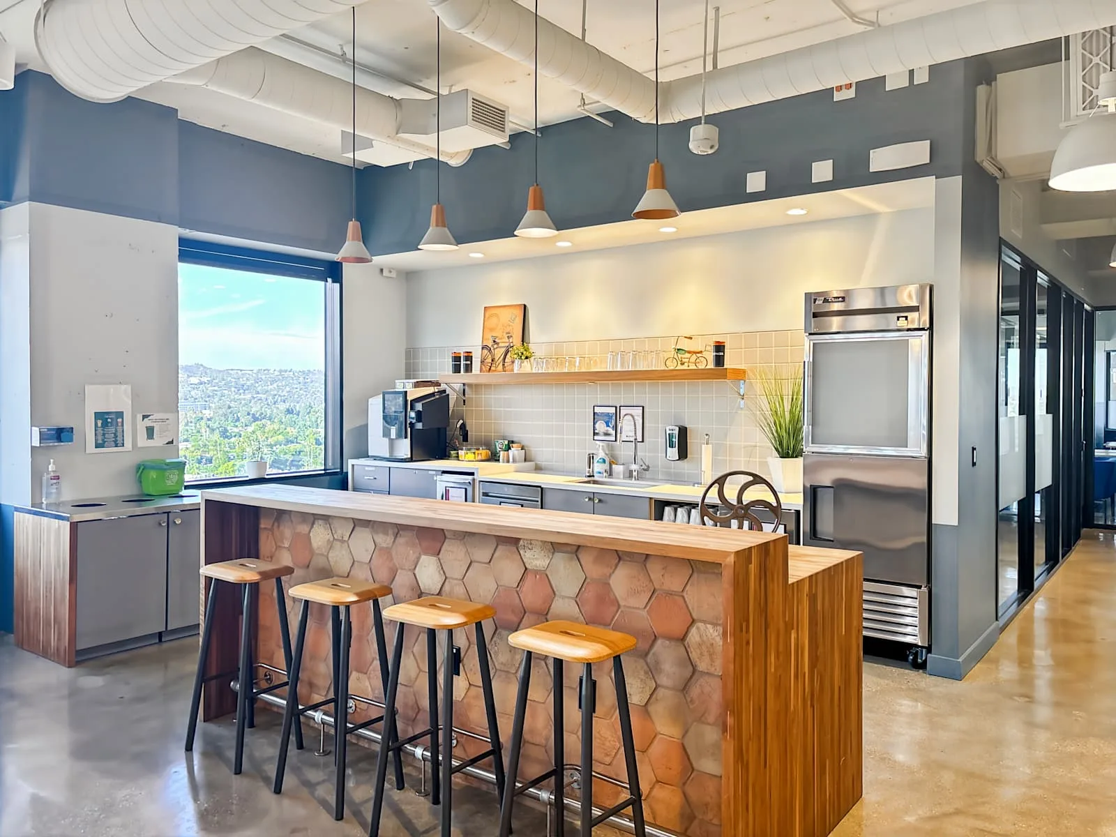Spaces CA, Burbank - The Tower, Kitchen, Burbank, CA