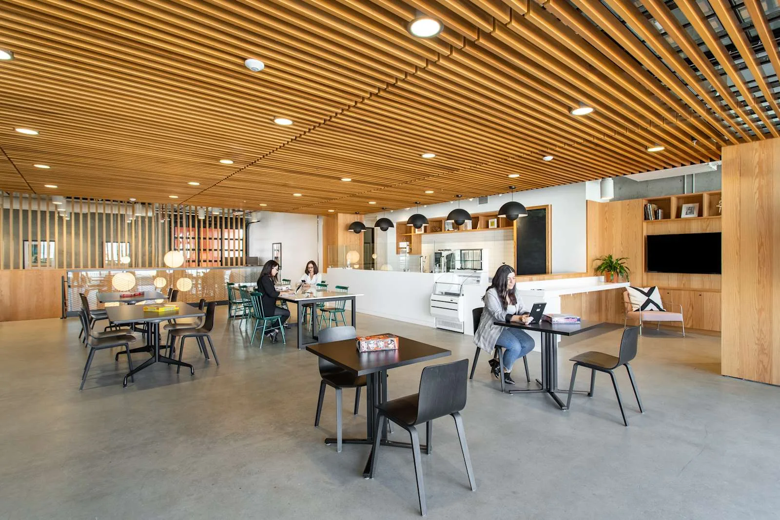 Spaces CA, San Diego - Spaces Makers Quarter, Cafeteria, San Diego, CA
