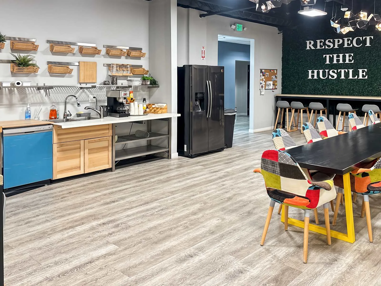 Spaces CA, Ventura - Eastman Ave, Cafeteria, Ventura, CA