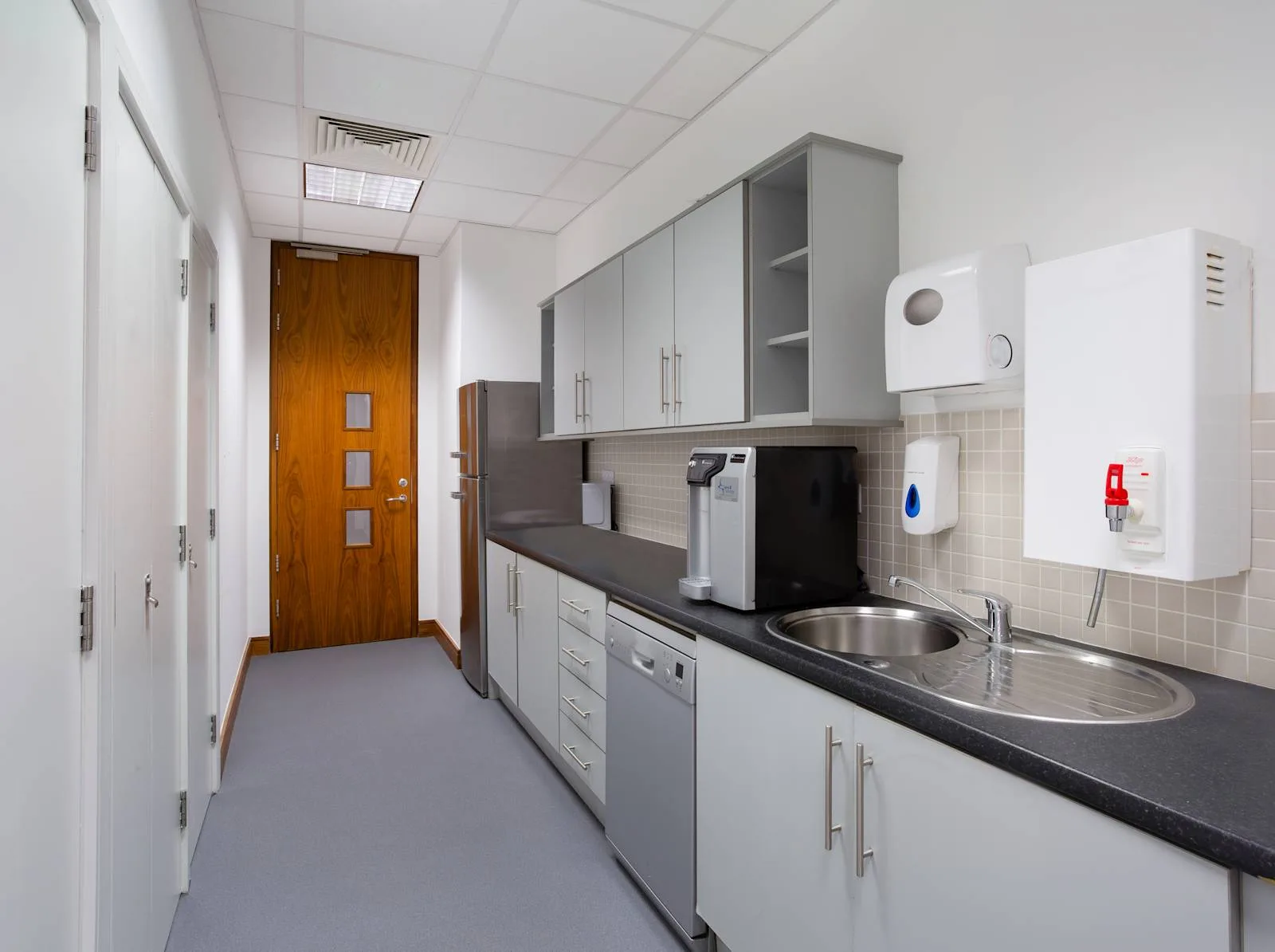 Spaces DUBLIN, Spaces South Docklands, Kitchen, Dublin
