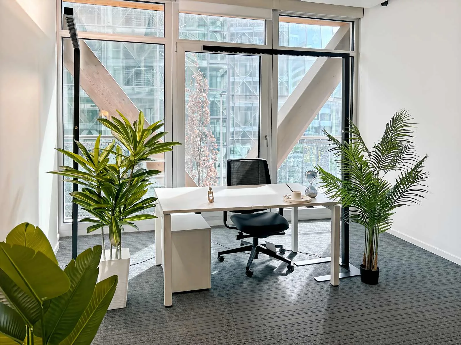 Spaces DUSSELDORF, Spaces The Cradle, Private office, 1 desk, Düsseldorf