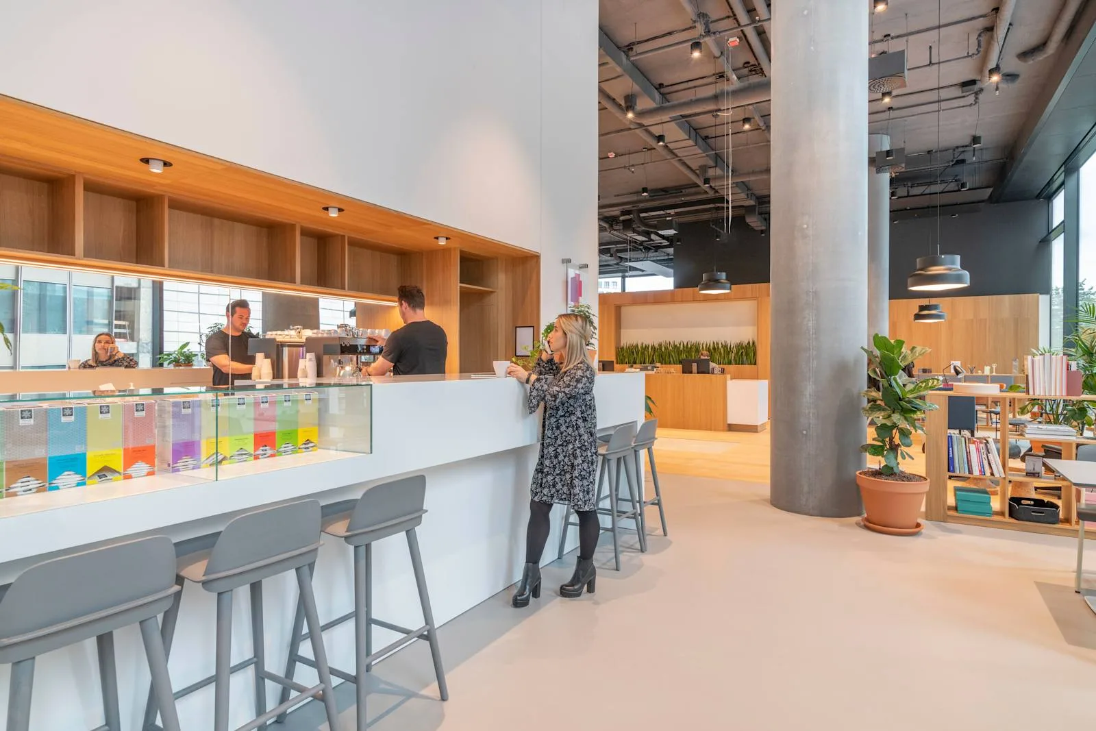 Spaces FRANKFURT, Spaces Omniturm, Kantine, Frankfurt am Main