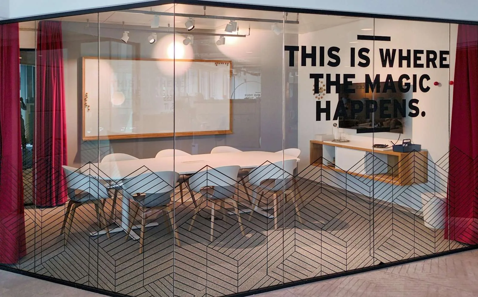 Spaces GENEVA, Quartier de l'Étang, Salle de réunion 8 personnes, Chatelaine