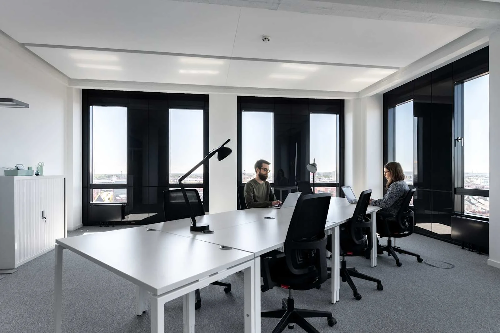 Spaces HAMBURG, Spaces Kallmorgen Tower, Private office, 6 desks, Hamburg