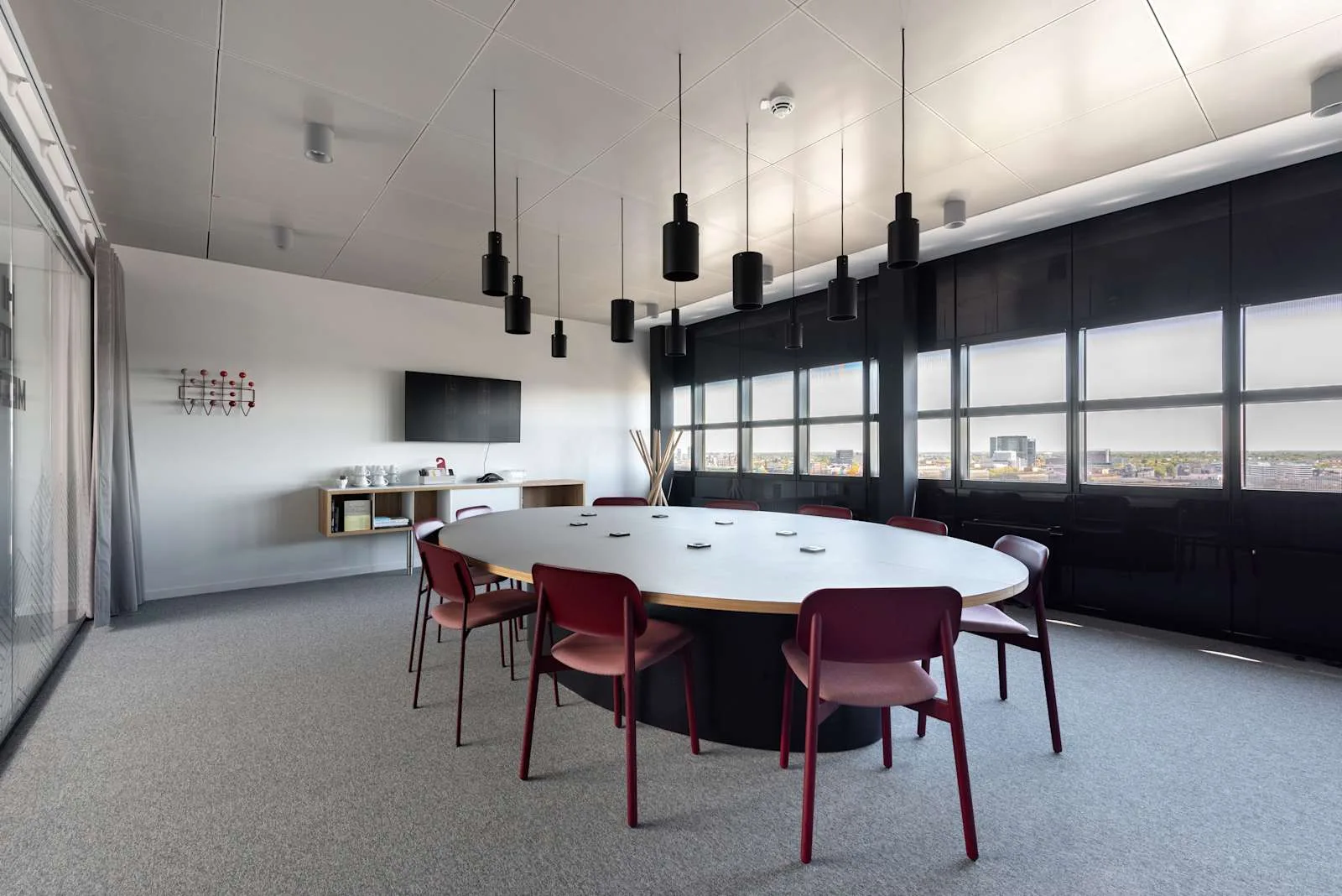 Spaces HAMBURG, Spaces Kallmorgen Tower, Meeting room for 10 people, Hamburg