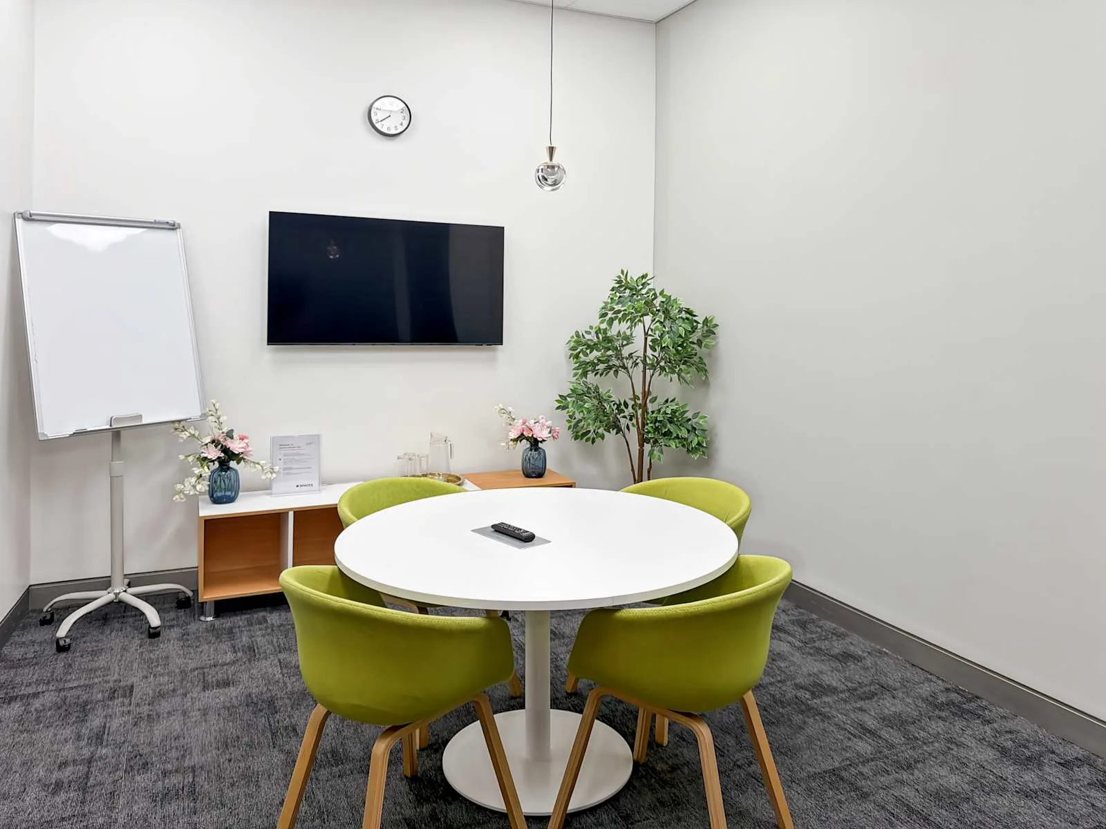 Spaces Media City, Meeting room for 4 people, Media City, Dubai,