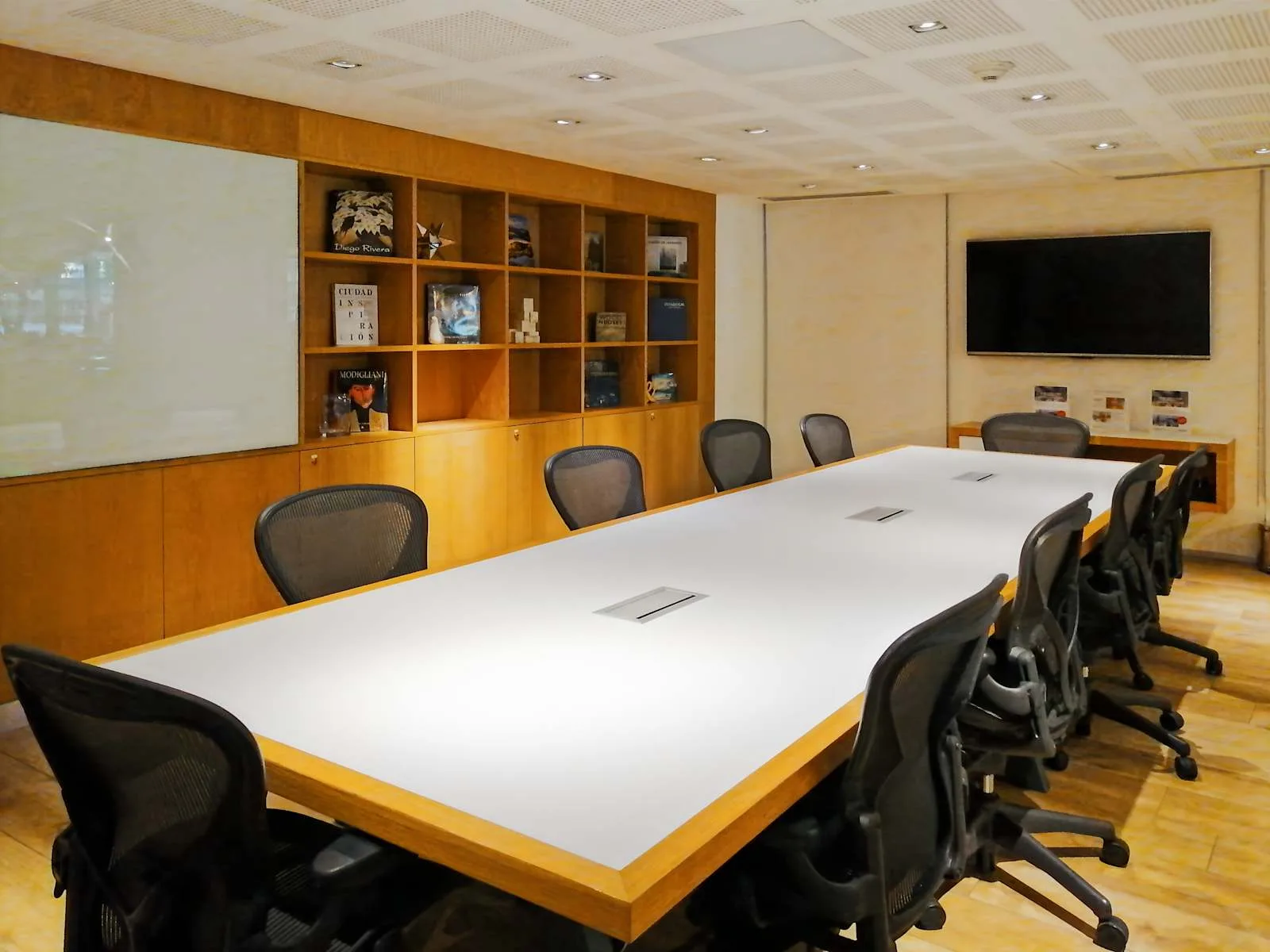 Spaces MEXICO CITY, Spaces Polanco Arquímedes, Sala de reuniones para 10 personas, Ciudad de México