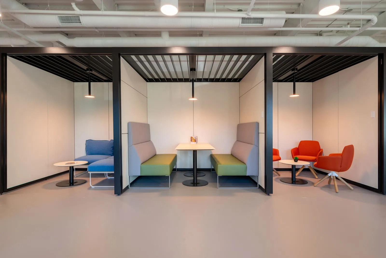 Spaces NS, Dartmouth – Spaces Burnside, Phone booth, Dartmouth, NS