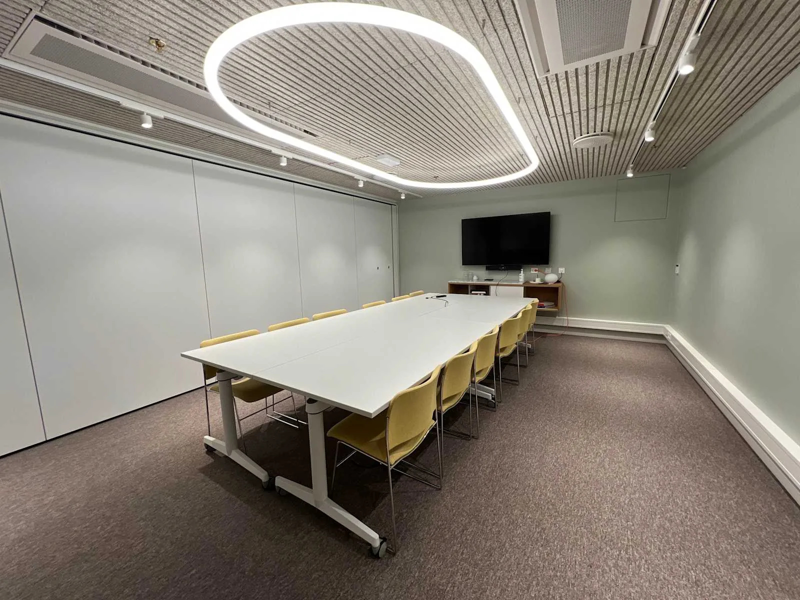 Spaces Oslo, Spaces Stortorvet, Møterom for 12 personer, Oslo