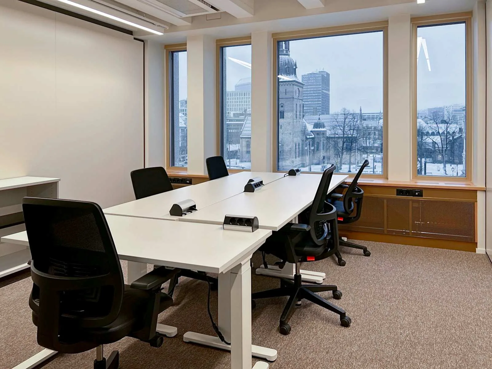 Spaces Oslo, Spaces Stortorvet, Privat kontor med 5 arbeidsplasser, Oslo