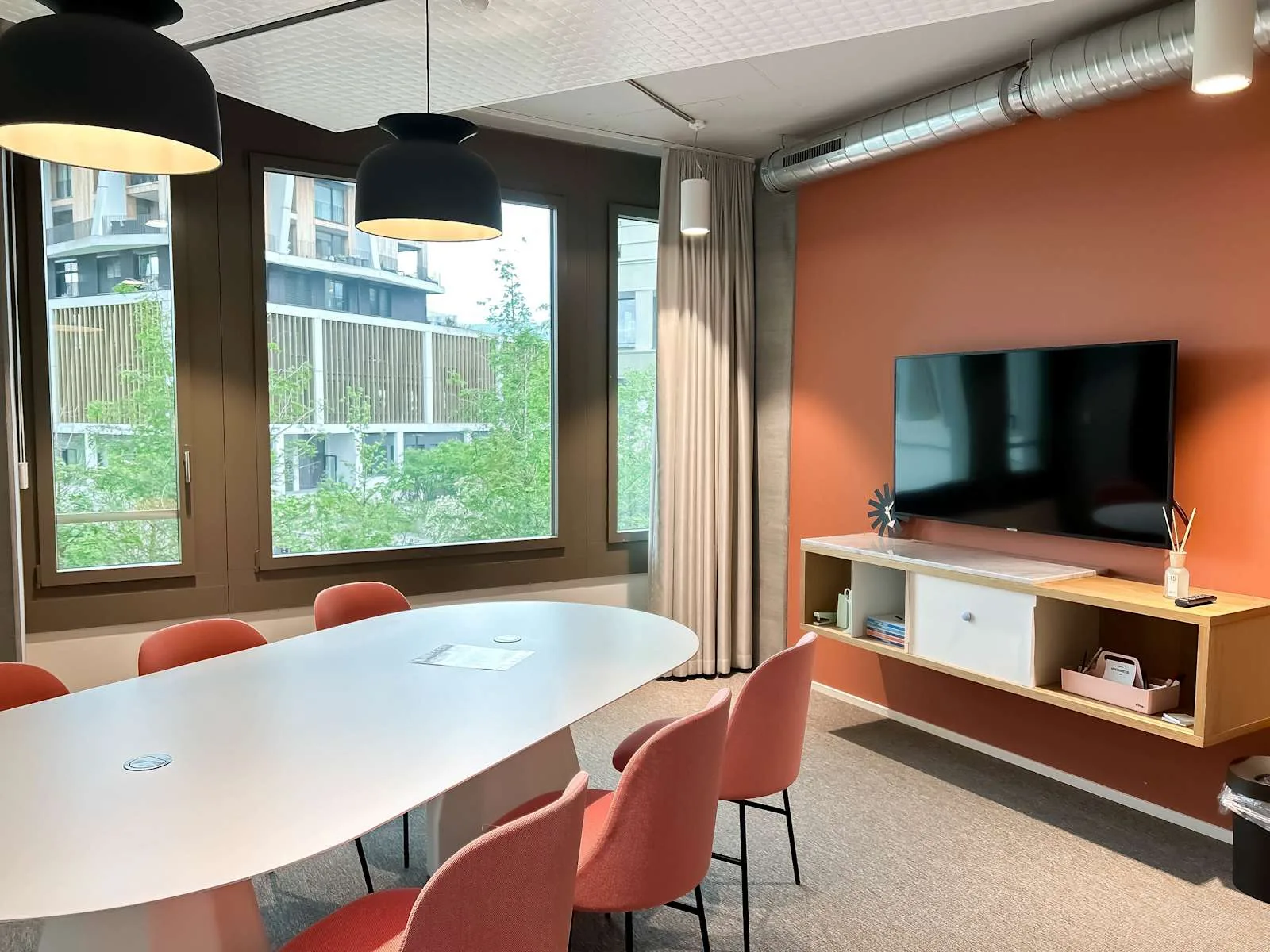 Spaces ROTKREUZ, Spaces Suurstoffi, Salle de réunion 6 personnes, Rotkreuz