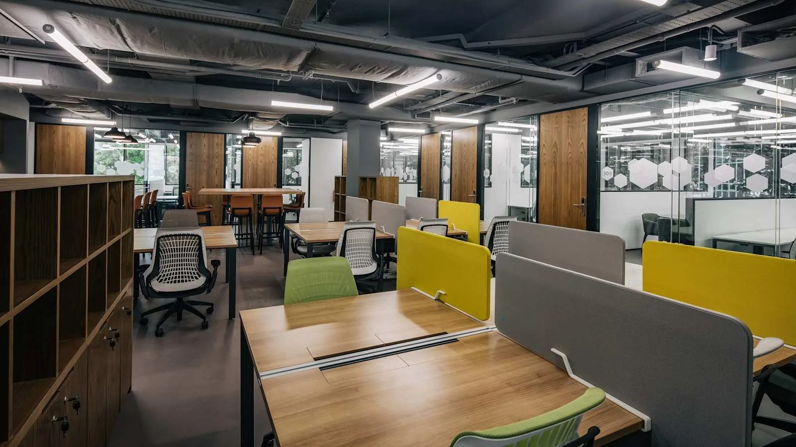 Spaces SINGAPORE, Spaces City Hall, Open-plan office, Singapore