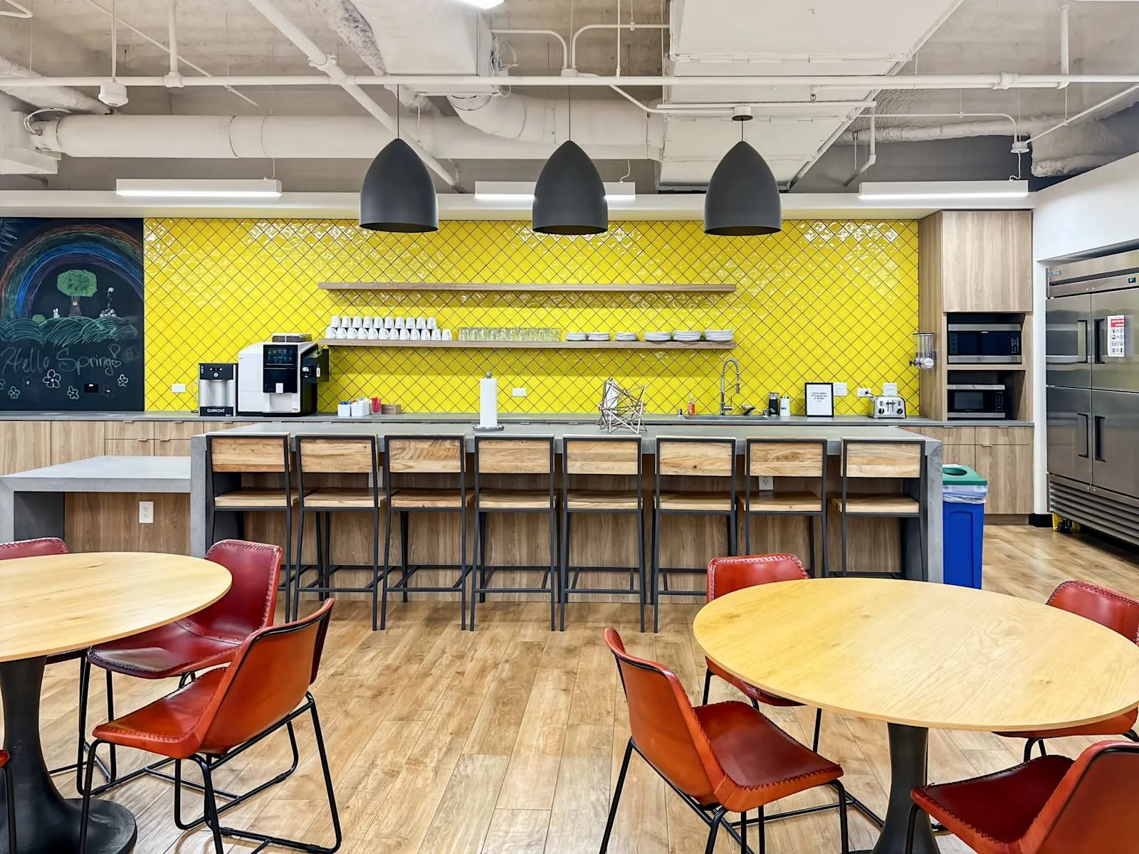 Spaces TX, Dallas - Uptown, Cafeteria, Dallas, TX