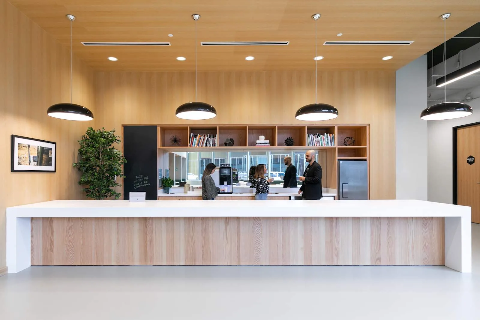 Spaces TX, Houston - Spaces Galleria at Post Oak, Cafeteria, Houston, TX