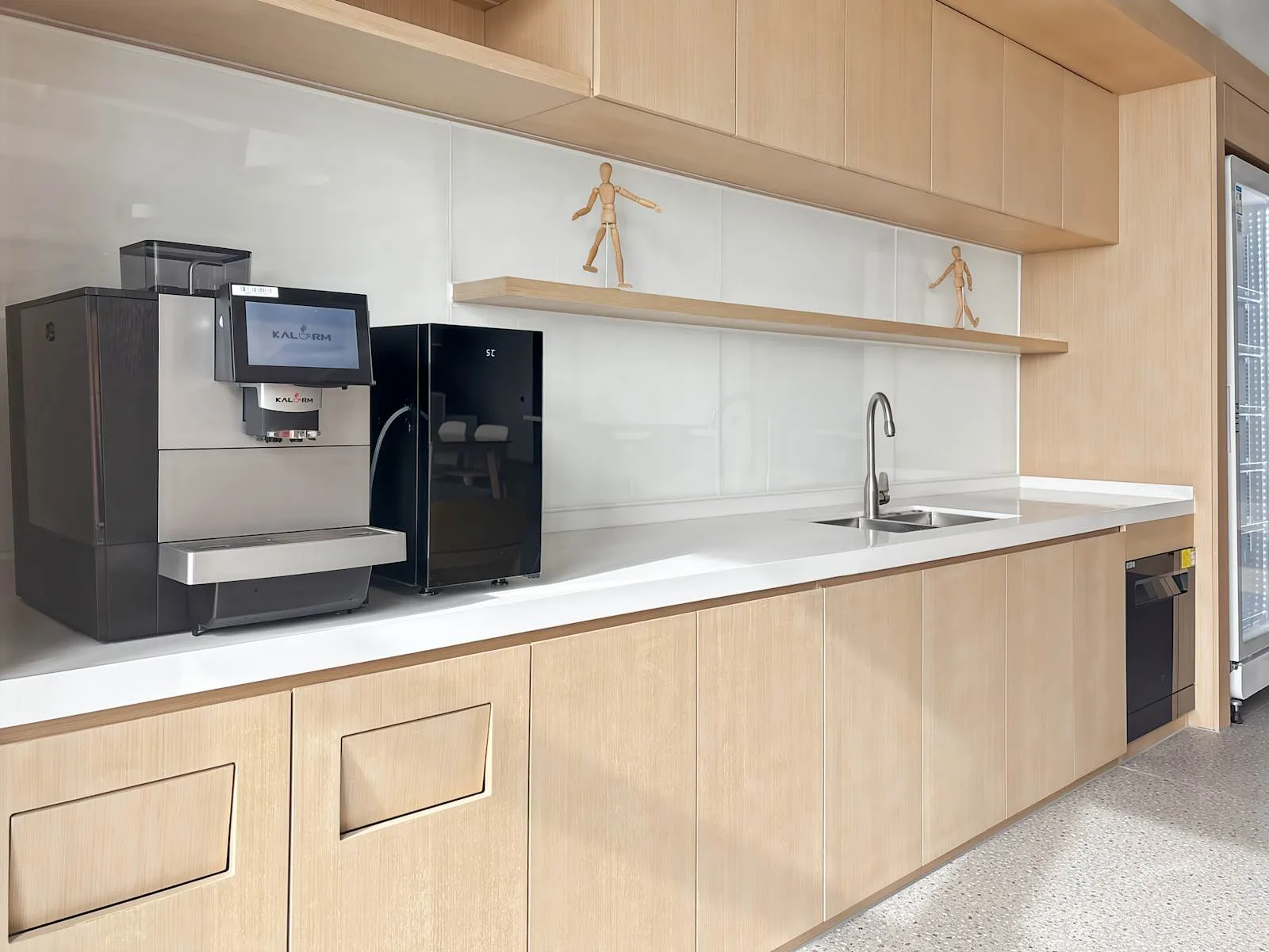 Spaces Zhuhai, Skyline Center, Kitchen, Zhuhai