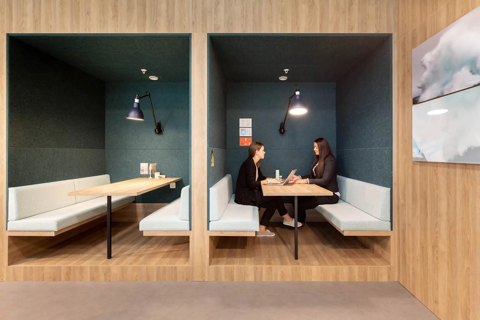 Spaces ZURICH, Ambassador House (Spaces), Phone booth, Zurich