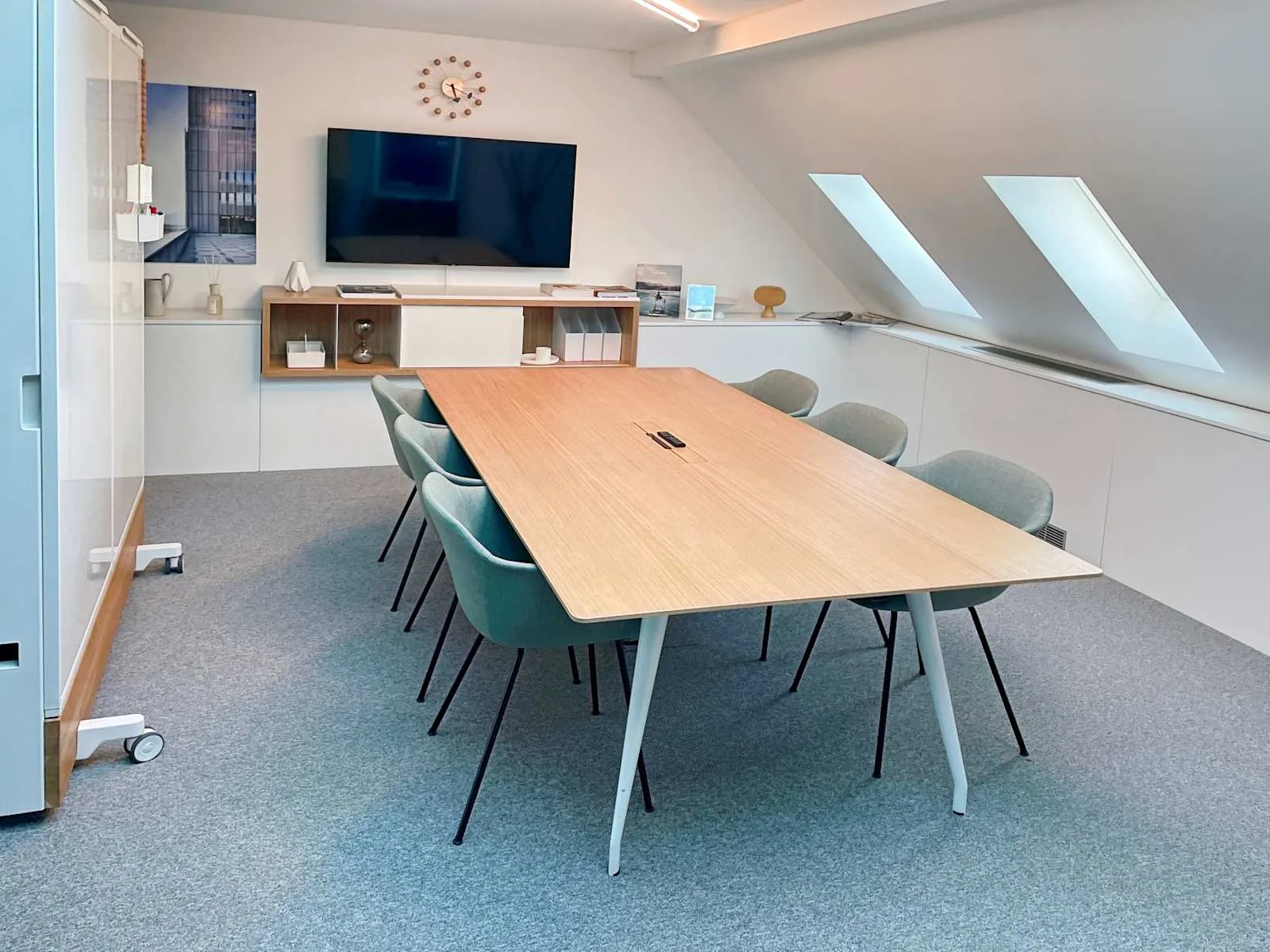 Spaces ZURICH, Spaces Bahnhofplatz, Besprechungsraum für 8 Personen, Zürich