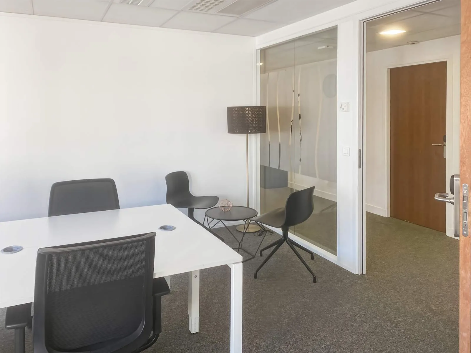 Stop And Work SAINT QUENTIN, Stop & Work Saint Quentin, Bureau privatif 2 postes, Montigny-le-Bretonneux