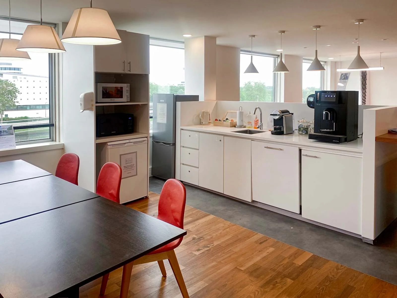 Stop And Work SAINT QUENTIN, Stop & Work Saint Quentin, Kitchen, Montigny-le-Bretonneux