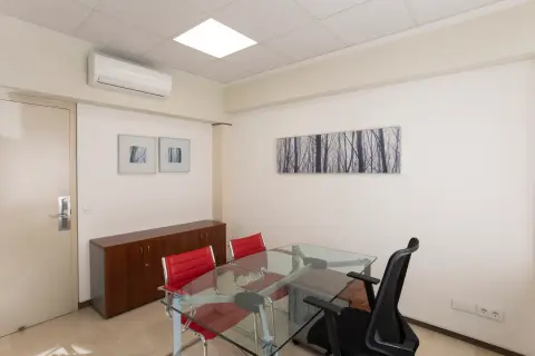 Day office · Sevilla Center, Seville