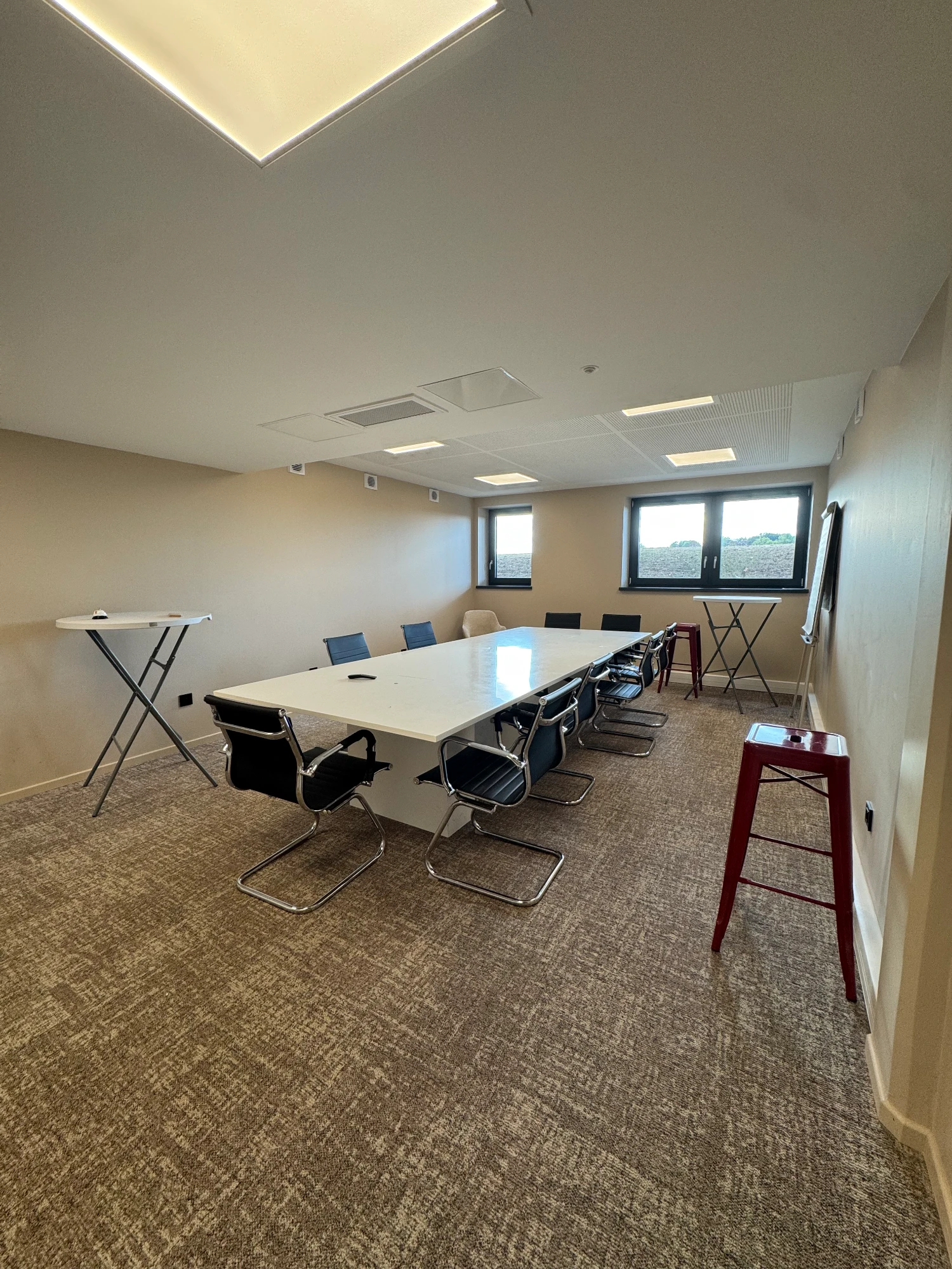 Salle de réunion — SCHARF Immobilier