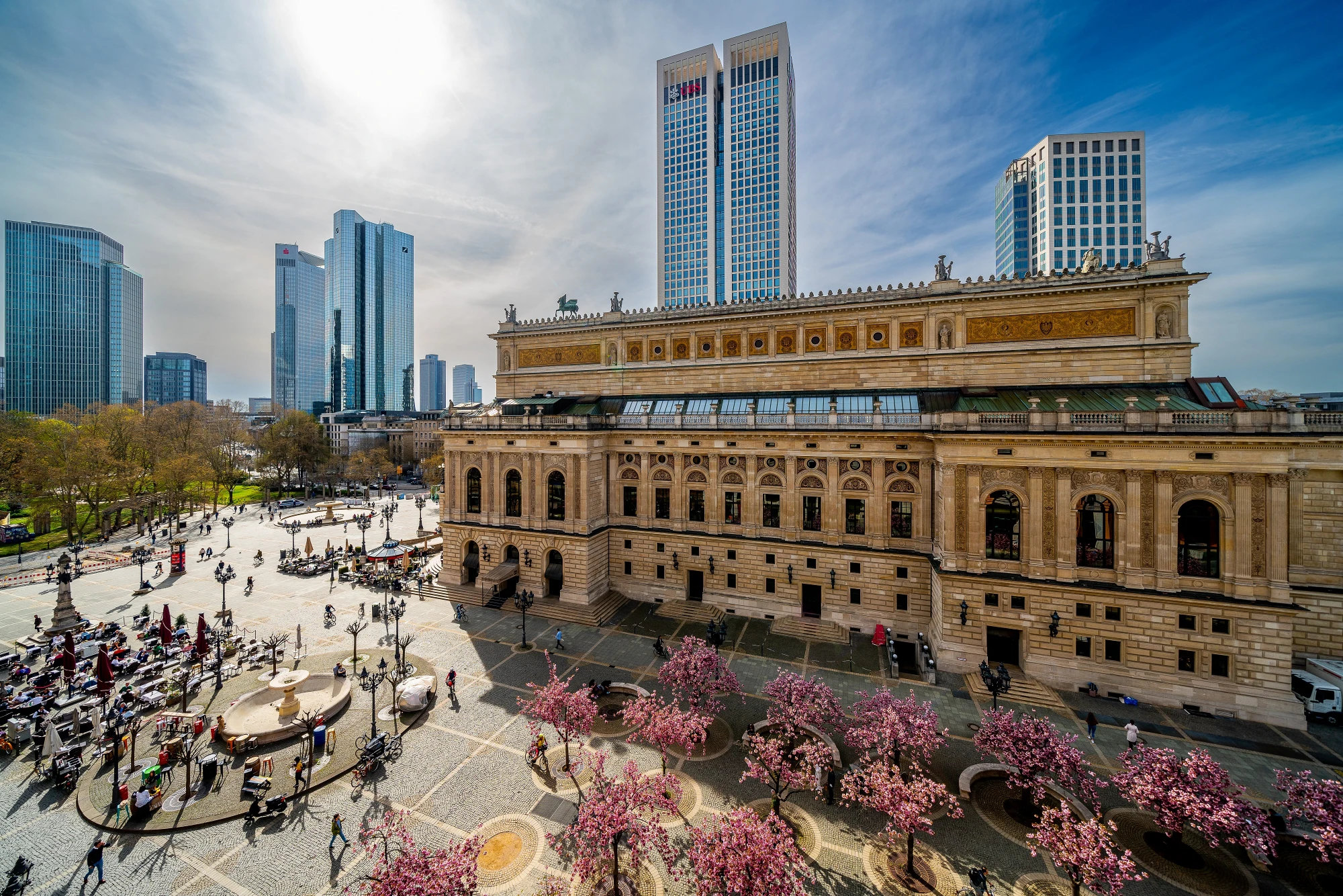 Tagesticket · Satellite Office Frankfurt - Opernplatz