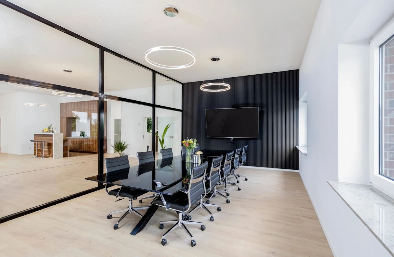 Besprechungsraum — Rheinländer Business Center
