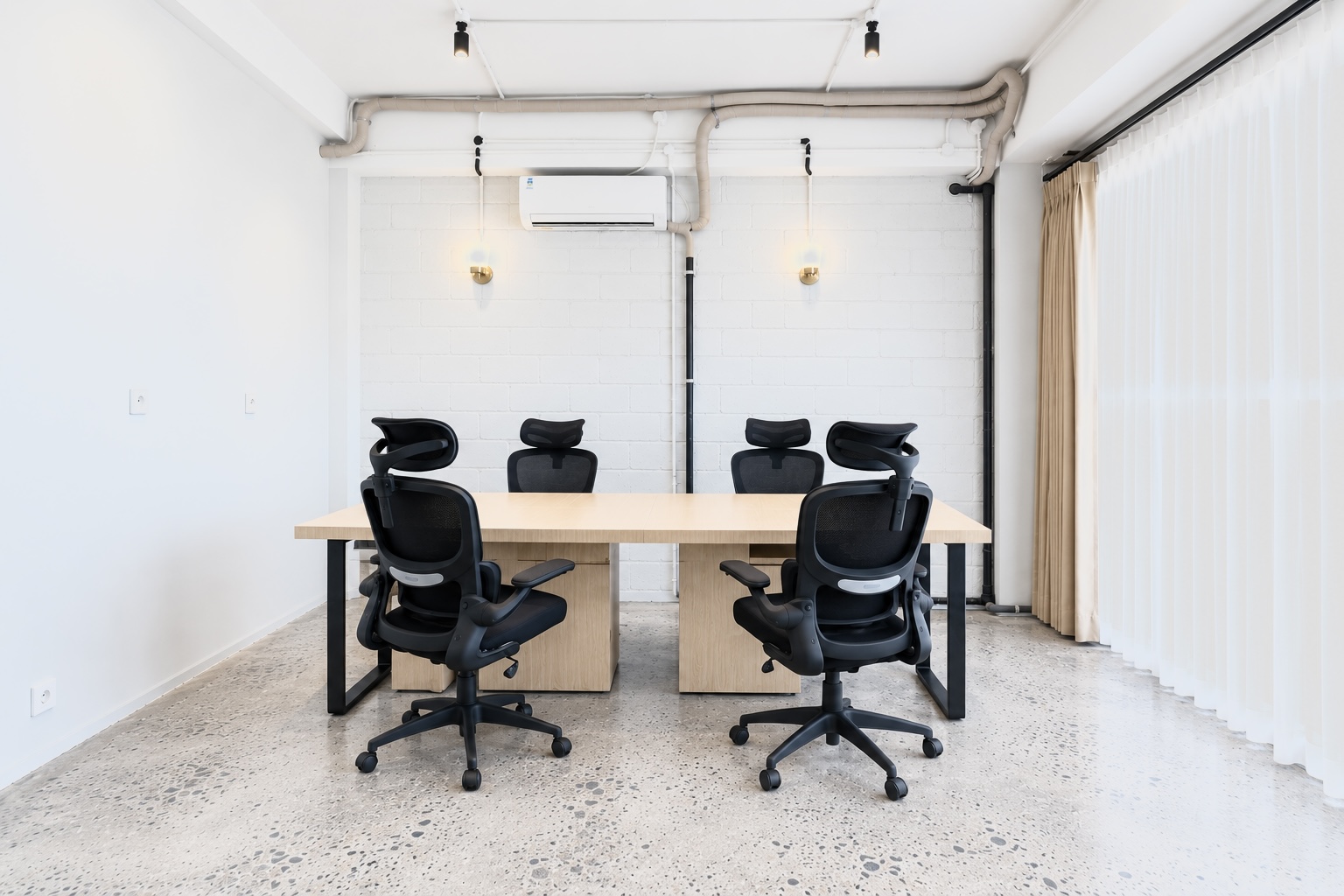 Private office 4 desks · Private Office by Samada Worklife Canggu