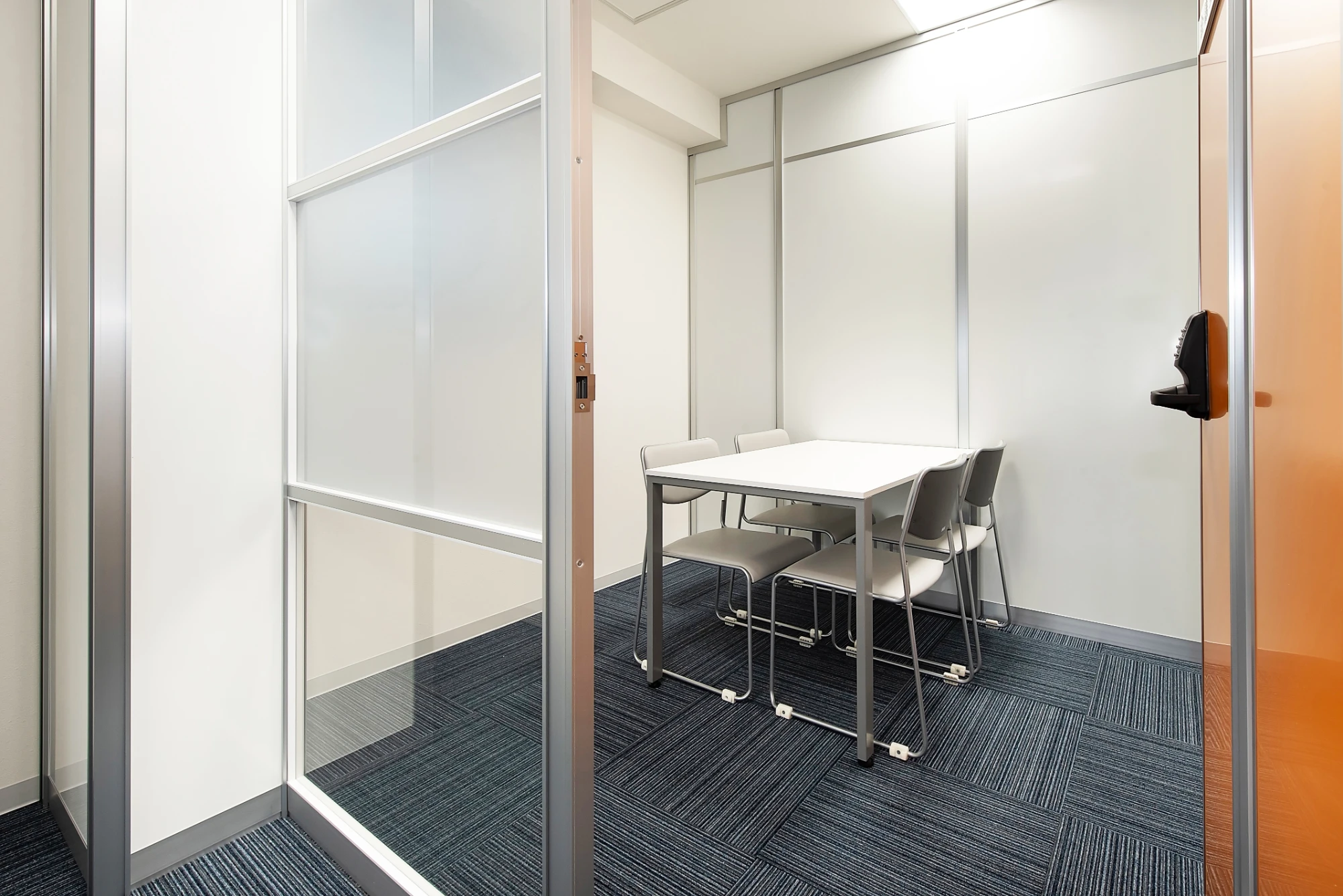 Akihabara Entre salon, Meeting room for 4 people, Tokyo