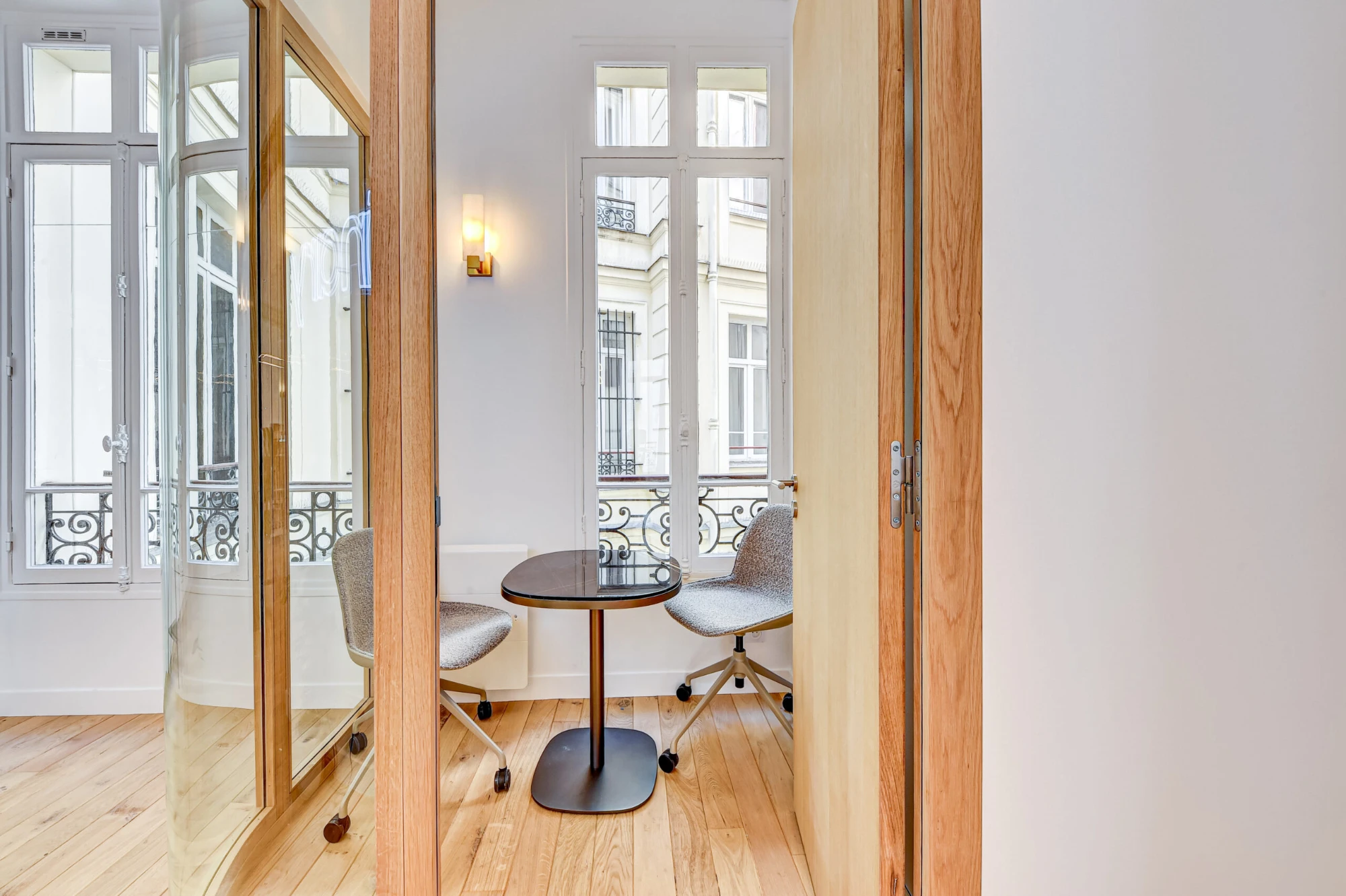 All Day Lafayette, Cabine acoustique, Paris 9e