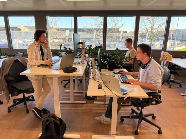 B-Tope, Open-plan office, Poperinge